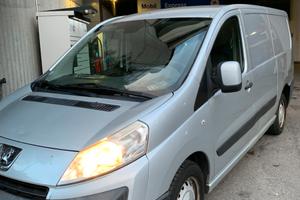 Autocarro furgone usato