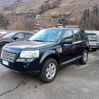 Land Rover Freelander 2.2 td4 S visto e piaciuto