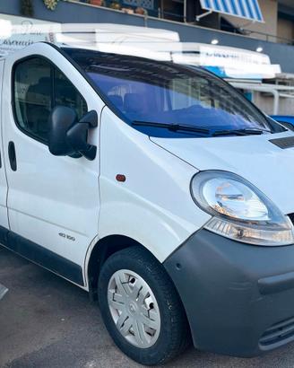 Renault trafic RIMESSO A NUOVO