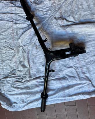 Telaietto manubrio Yamaha Tricity 300 originale