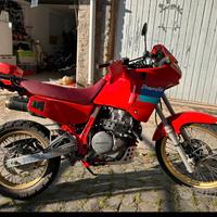 Honda Dominator 650