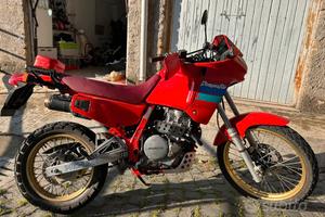 Honda Dominator 650