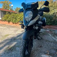 Suzuki V-Strom 650 ABS 2017 accessoriata 17.000km