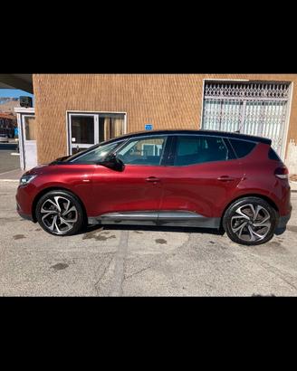 Renault scenic 1.5 dci Bose