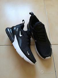 Nike Air Max 270 - Taglia 43 - NUOVE
