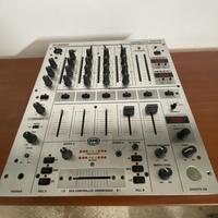 Behringer djx700