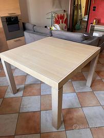 Tavolo allungabile