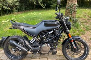 Husqvarna Svartpilen 125