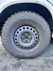 Gomme fuoristrada m+s  215/75 R15