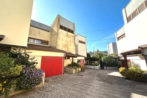 Villetta a schiera in zona residenziale