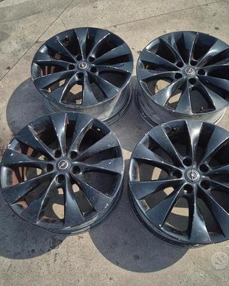 Cerchi In Lega Da 18" Per Opel Astra J Diesel