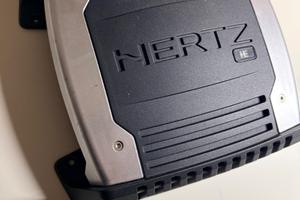 Impianto audio per auto