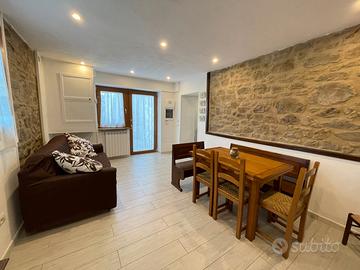 Casa Vacanze "L'Agrifoglio" Tirli(GR)