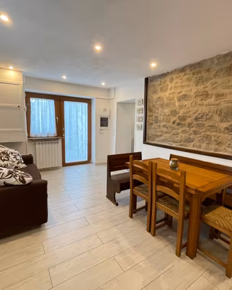 Casa "L'Agrifoglio" Tirli(GR) ULTIME SETTIMANE