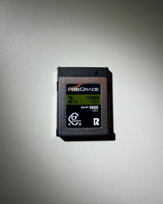 ProGrade Digital 2TB CFexpress Tipo B Serie Gold