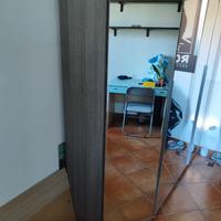 Armadio a specchi