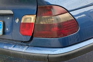 QU4LSIASI PEZZO DI BMW E46