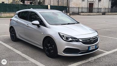 Opel Astra 1.6 - OPC-Line - biturbo 160cv