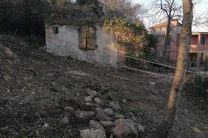rudere edificabile con terreno agricolo 