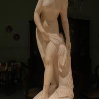 statua in marmo-alabastro firmata-figura femminile