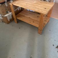 Mobiletto/scaffale in legno