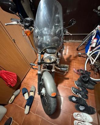 Harley Davidson xl 1200  C castom sporster