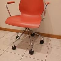 Sedia Kartell Maui con rotelle