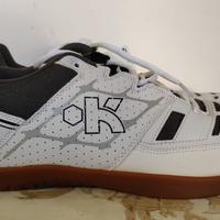 Scarpe pelle Kipsta num 48 mai usate