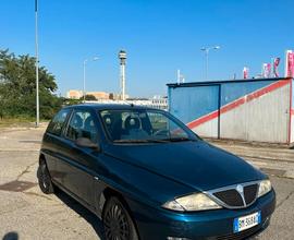 Lancia Y 1.2i Neopatentati