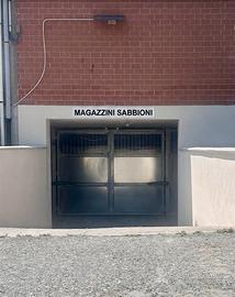 Magazzini ristrutturati di varie metrature