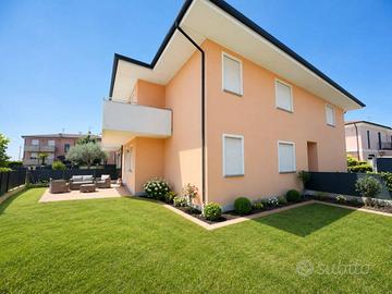 Appartamento di 97 m² con 4 locali e box auto a Sa