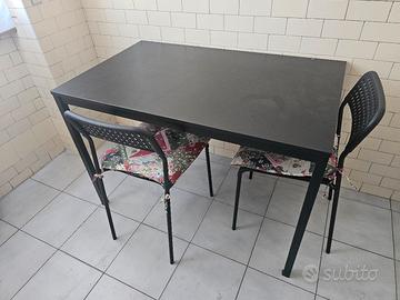 Tavole e due sedie Ikea