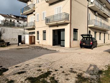 Laboratorio/magazzino .ecc ,