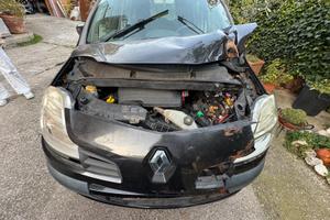 Renault Modus Incidentata