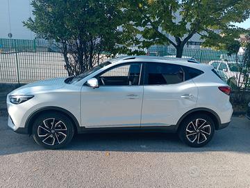 MG ZS LUXURI CAMBIO AUTOMATICO COME NUOVA