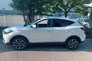 MG ZS LUXURI CAMBIO AUTOMATICO COME NUOVA