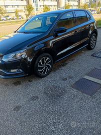 vend o scambo con auto 7 postii automatico 