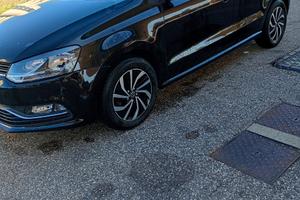 vend o scambo con auto 7 postii automatico 