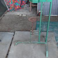tappatrice bottiglie usata
