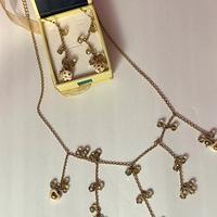 Set orecchini e collana THUN