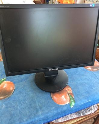 Monitor led per pc