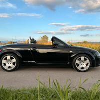 Audi TT cabrio mk1 225cv quattro ASI Originale