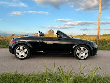 Audi TT cabrio mk1 225cv quattro ASI Originale