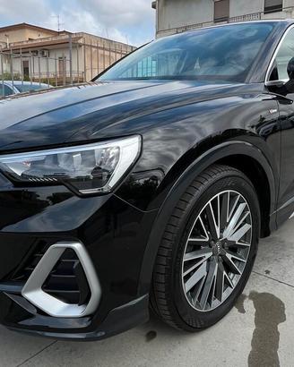 Audi Q3 SPB 35 TDI S tronic line edition