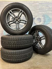 235/65R17 108H Pirelli Cerchi Audi Q5