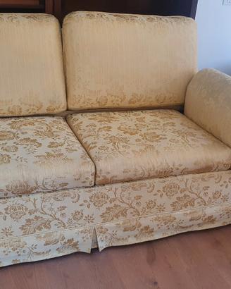 divano letto matrimoniale tessuto raso