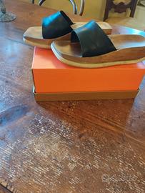 zoccoli in legno e pelle 