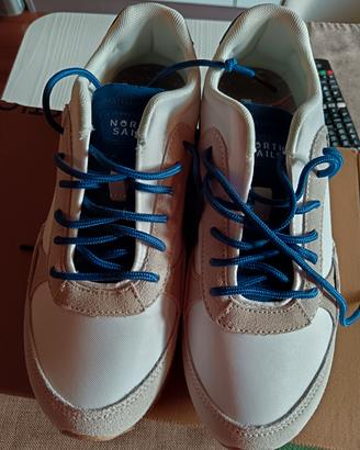 snickers scarpa tempo libero