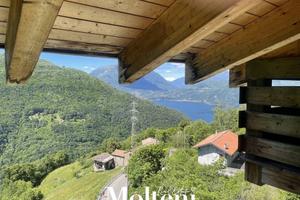 Attico / Mansarda di 73 m² con 2 locali a Bellano