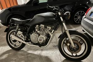 Yamaha XJ750 iscritta FMI 